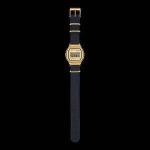 A1000MGN-9EF black strap