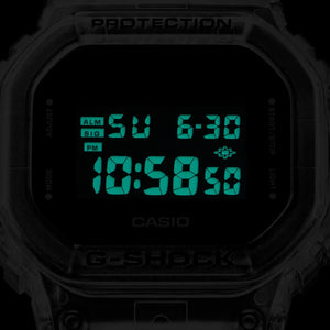 Casio DW-5600SKE-7JR close up night mode