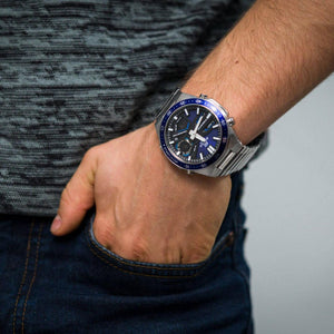 casio-EFV-C110D-2AVEF-onwrist