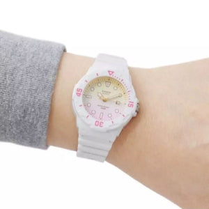 casio-LRW-200H-4E2VDR-wrist