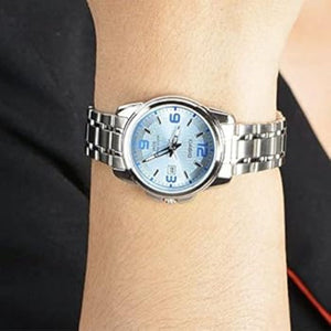 casio-LTP-1314D-2AVDF-wrist