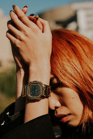 GMW-B5000GD-9JR styling sunny day