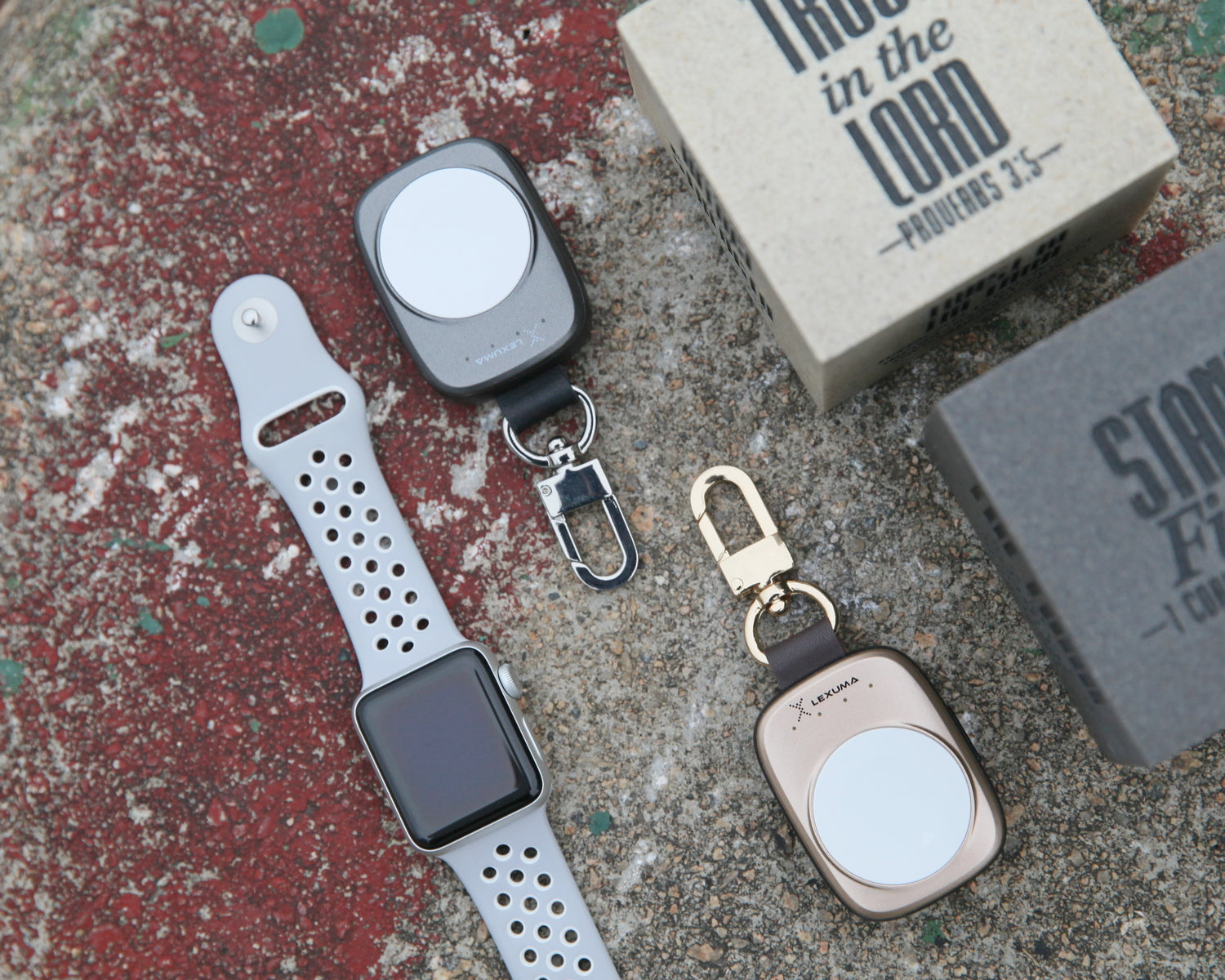  iPhone and Apple Watch  wireless charger