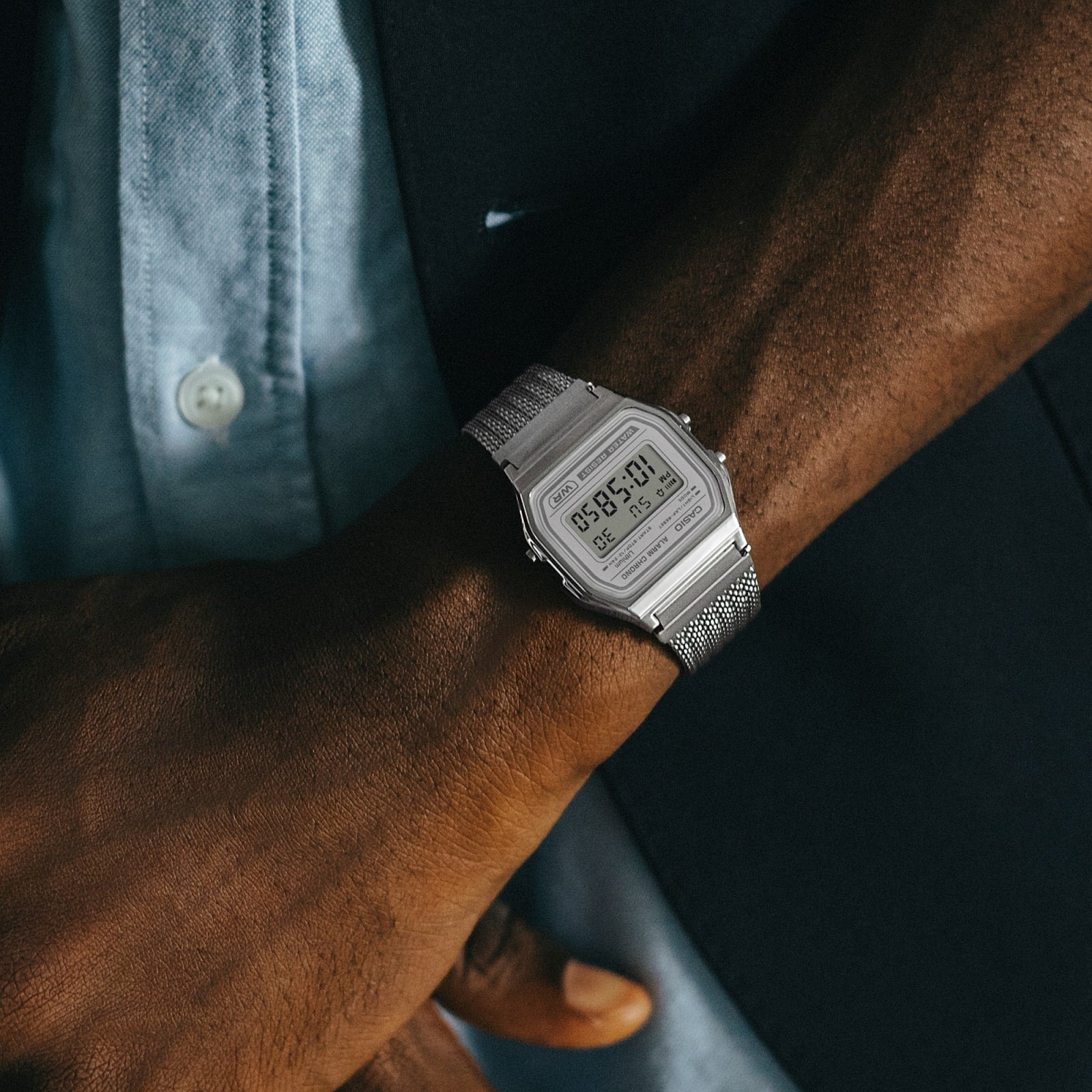 CASIO-A158WEM-7DF-lifestyle-4