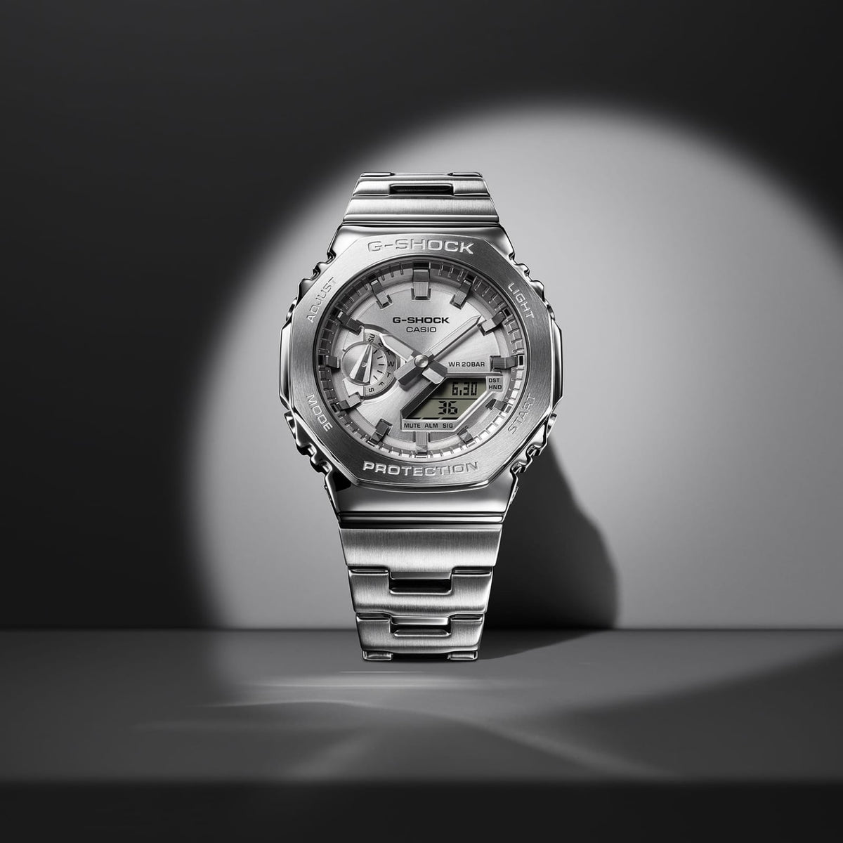 Casio G-Shock Silver Octagon Stainless Steel Analog-Digital Watch GM-2110D-7A - detail photo 3