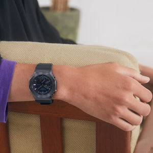 casio-GM-2100N-2AER-wrist