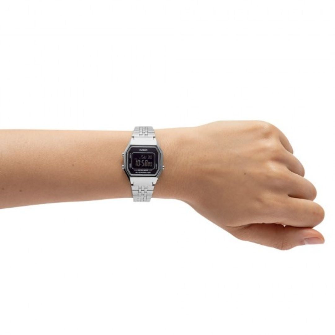 casio-LA680WA-1BDF-wrist