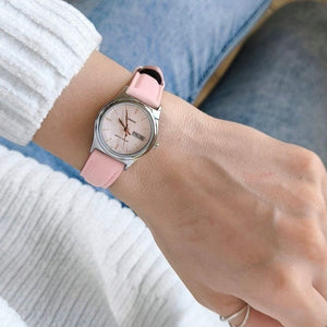 casio-LTP-V006L-4BUDF-wrist