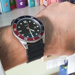 casio-MDV-107-1A3VEF-wrist