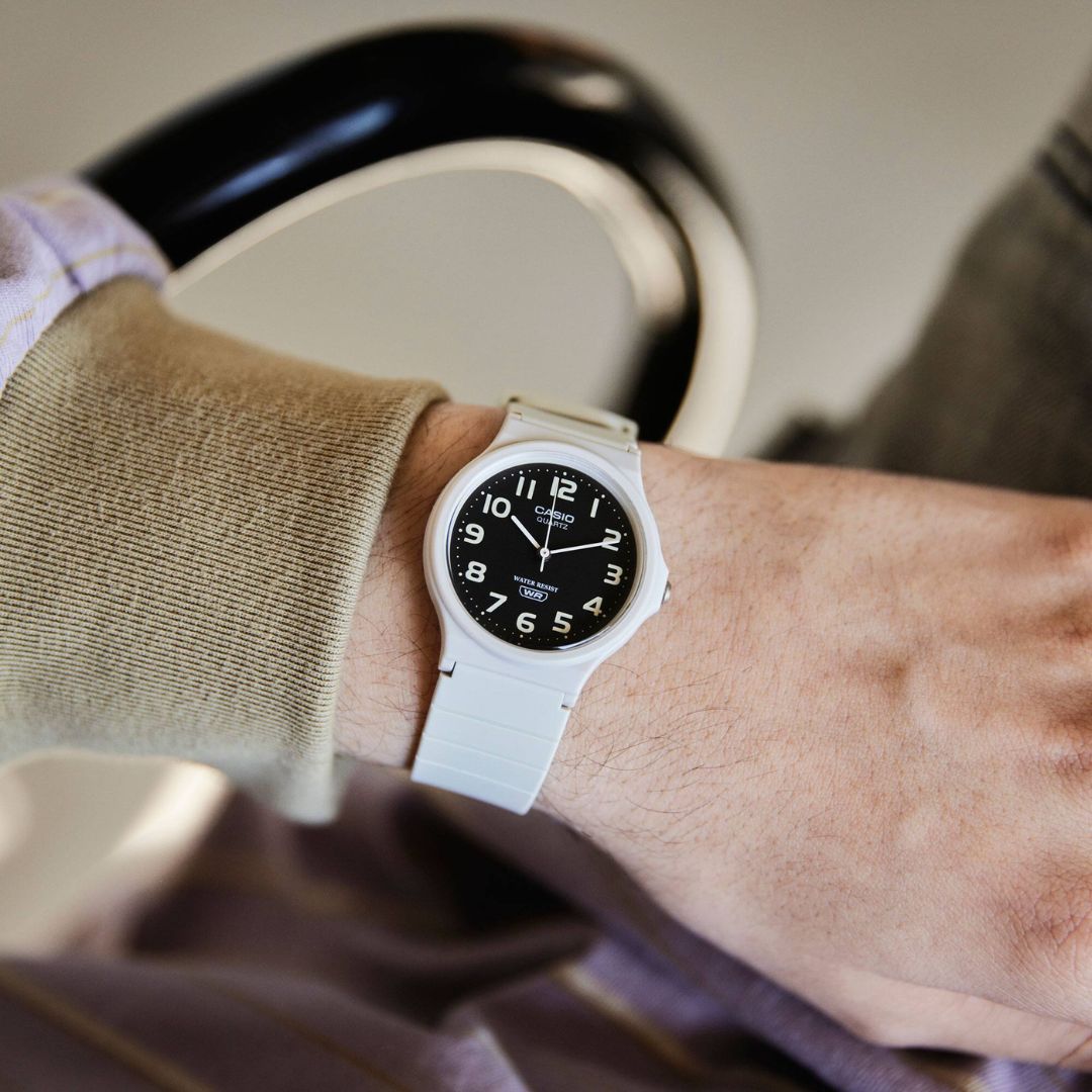 casio-MQ-24UC-8BDF-wristman