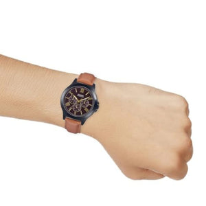 casio-MTP-V300BL-5AUDF-wrist
