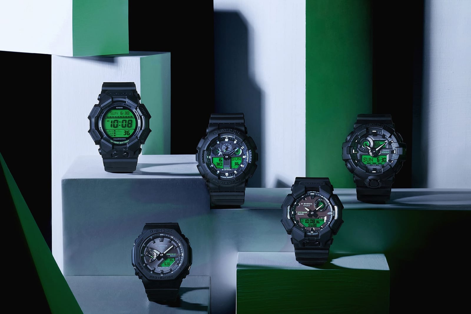 CASIO-GA-B2100BEG-1ADR-clasp