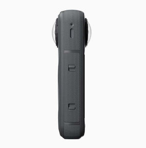 insta360-x5-side-action-camera