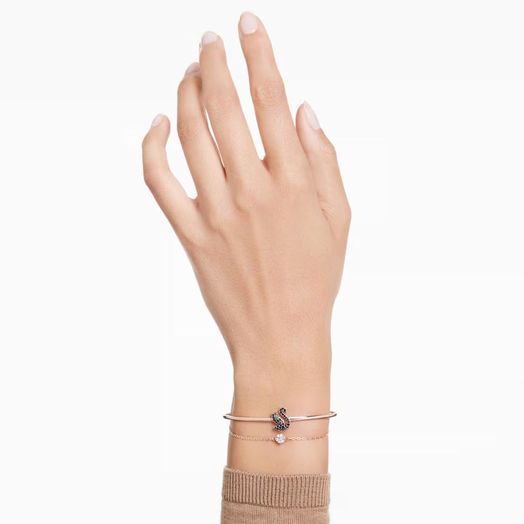 swarovski-5678048-size-m-swan-black-rose-gold-tone-plated-swan-bangle