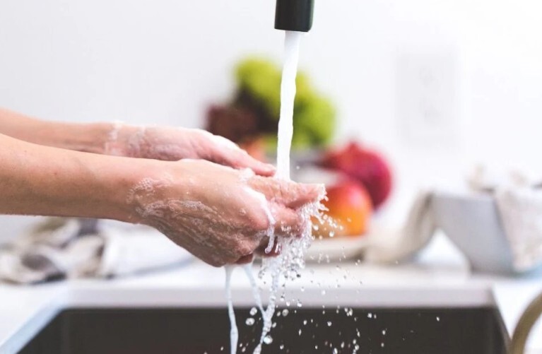 3-way-to-sanitize-what-is-sanitizing-wash your hands
